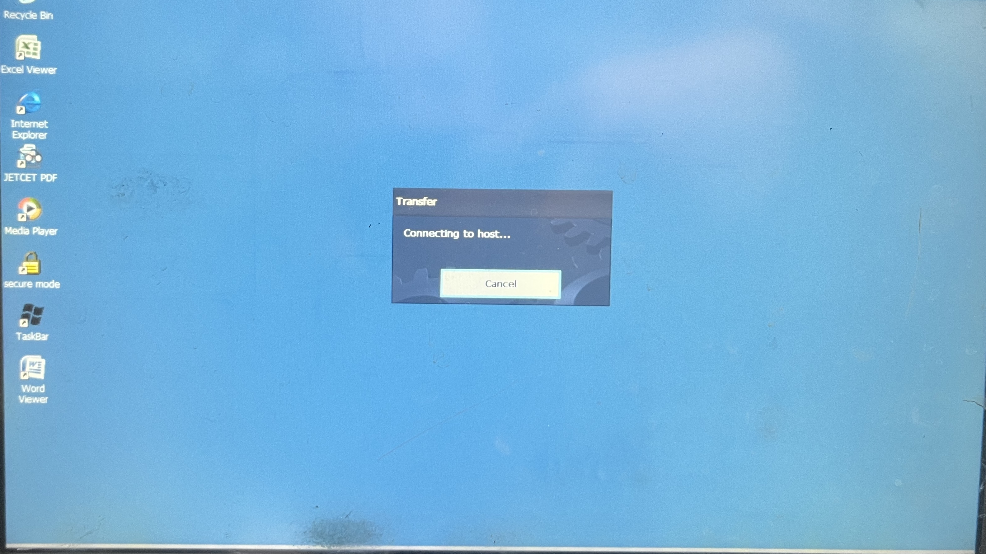 Siemens HMI showing the Transfer dialog 'Connecting to host'